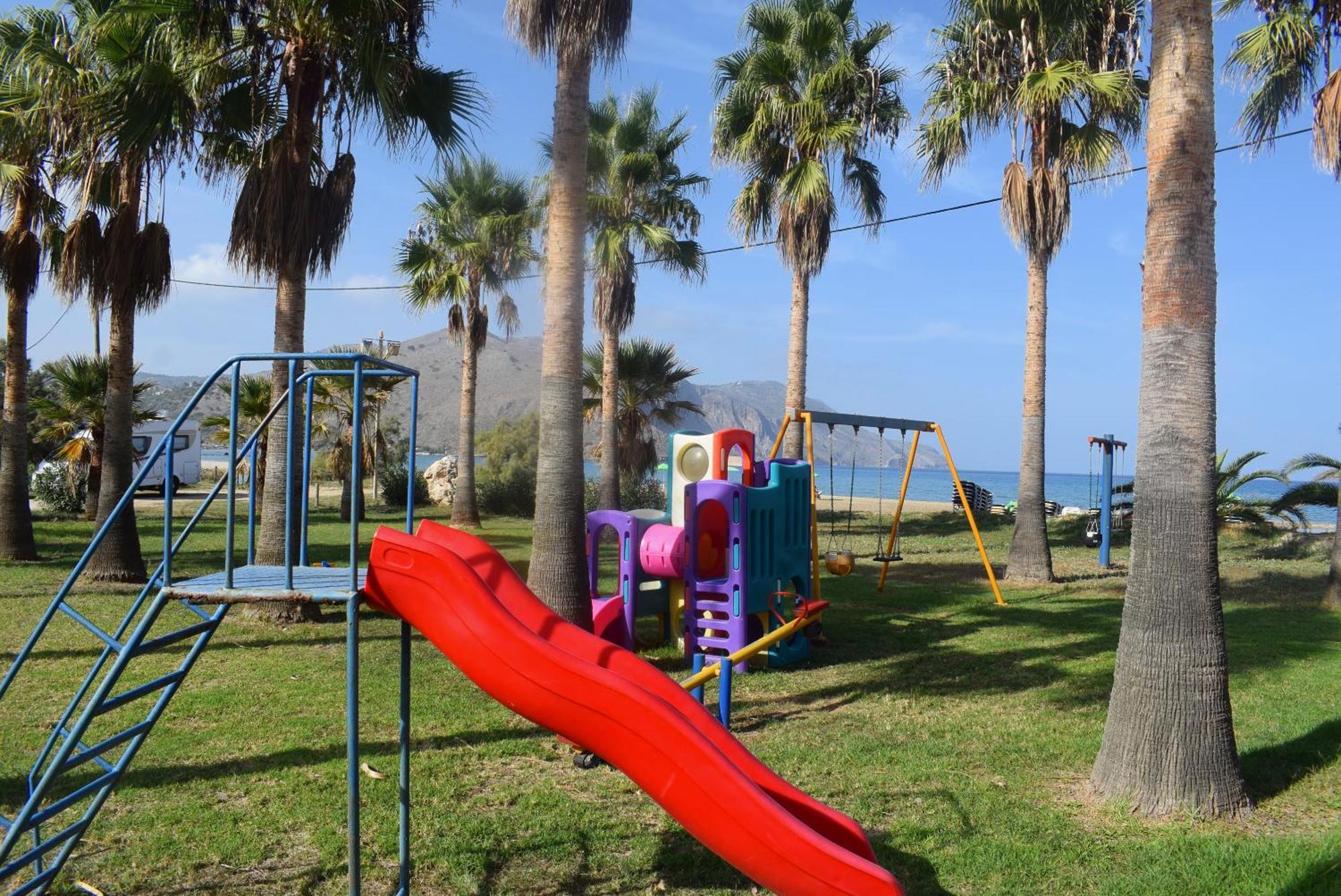 La Palma Beachfront Suites 耶奥伊乌波利斯 外观 照片