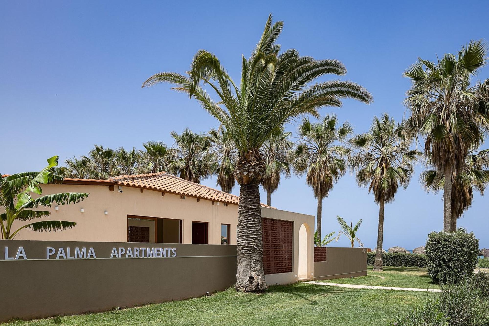 La Palma Beachfront Suites 耶奥伊乌波利斯 外观 照片