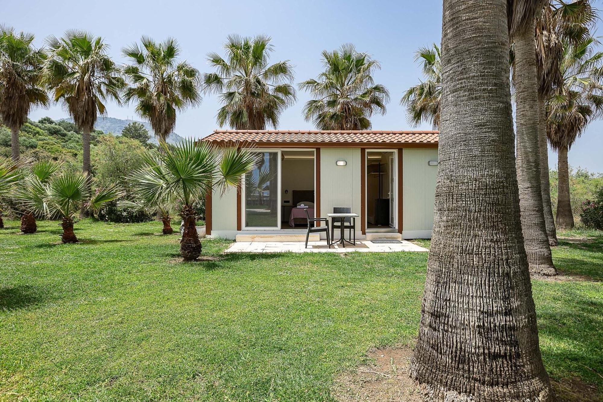 La Palma Beachfront Suites 耶奥伊乌波利斯 外观 照片