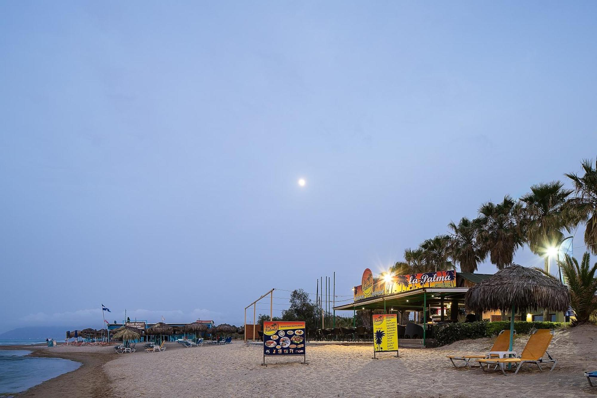 La Palma Beachfront Suites 耶奥伊乌波利斯 外观 照片