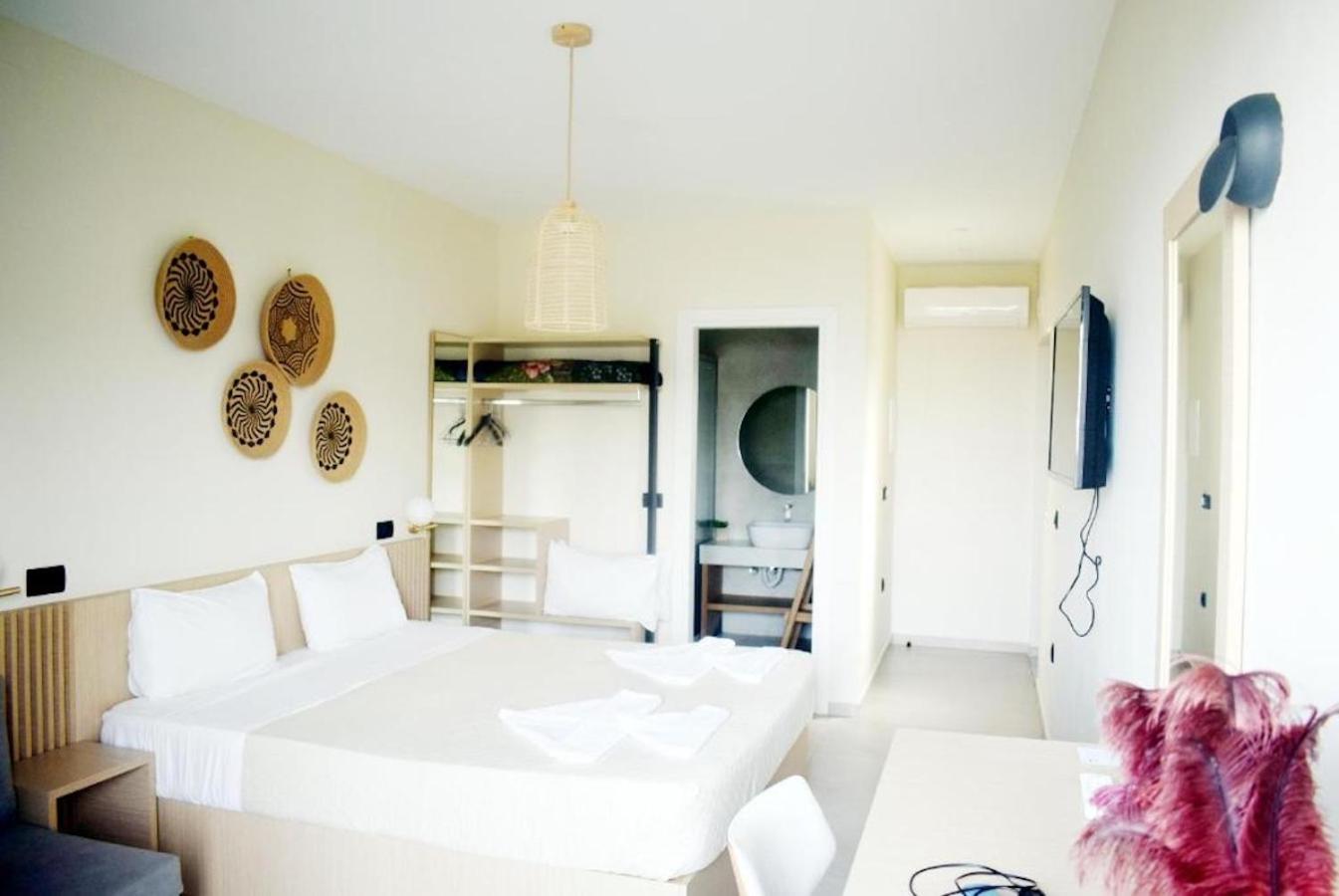 La Palma Beachfront Suites 耶奥伊乌波利斯 客房 照片