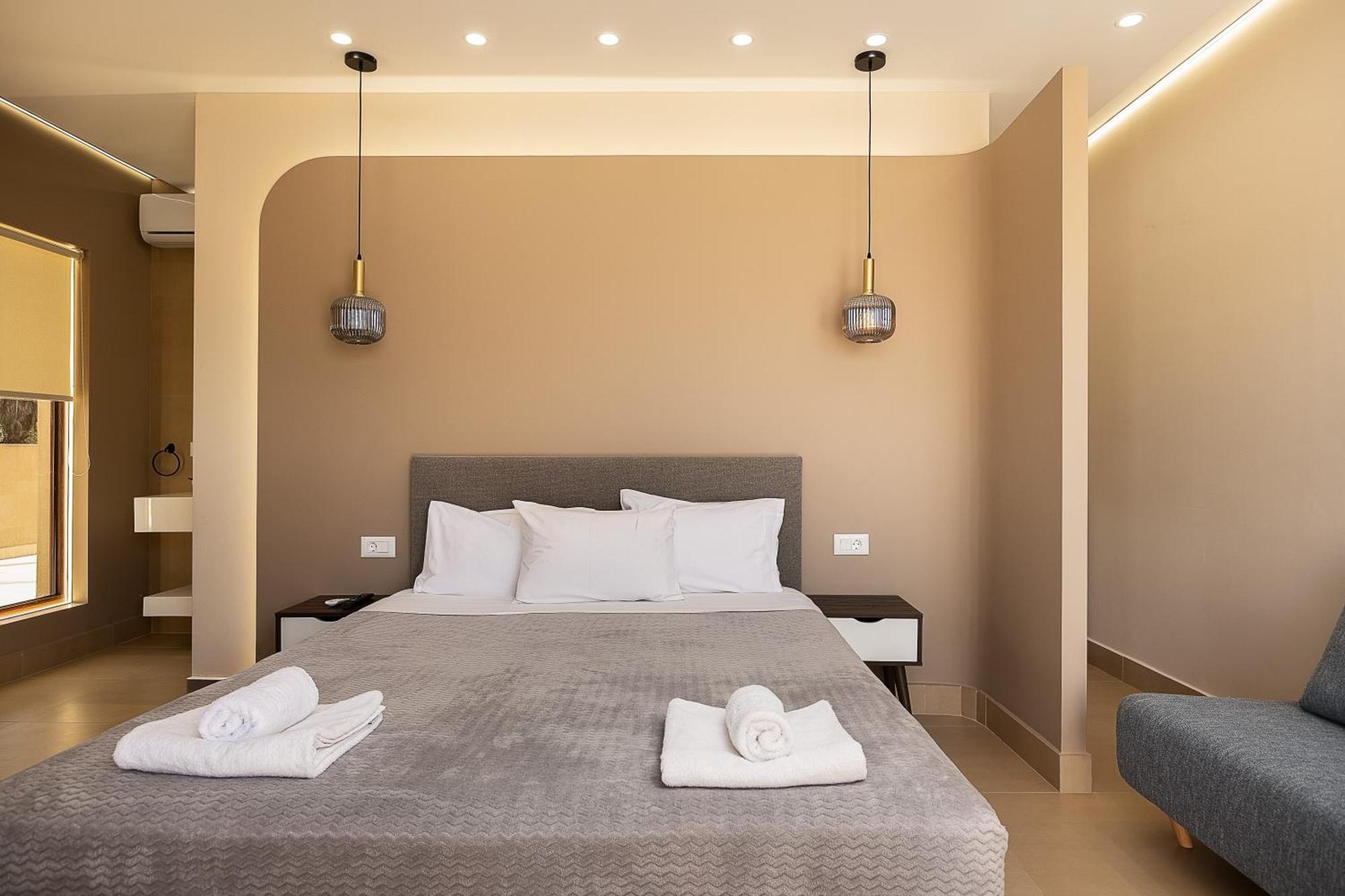 La Palma Beachfront Suites 耶奥伊乌波利斯 外观 照片
