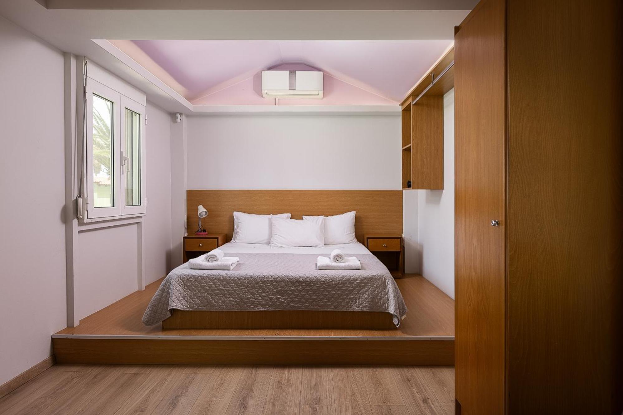 La Palma Beachfront Suites 耶奥伊乌波利斯 外观 照片